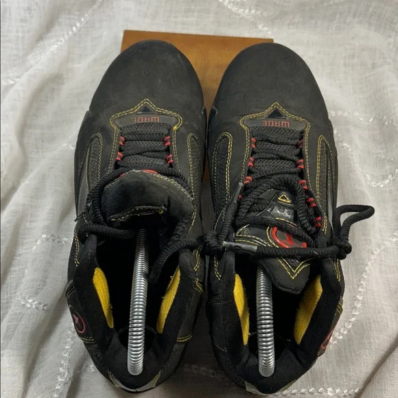 Converse high top athletic shoes Dwayne Wade 1h 07 02 - Picture 11 of 15